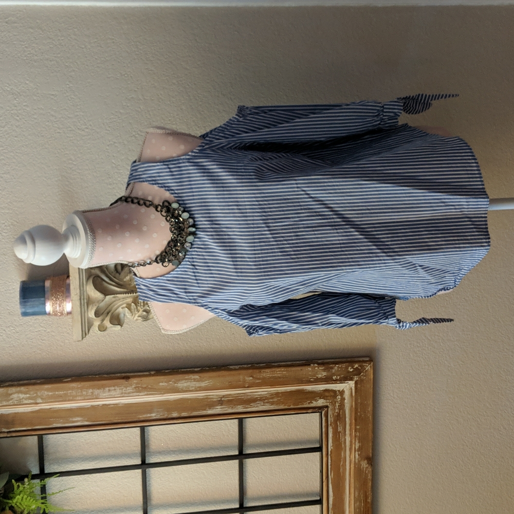 Charming Charlies Top